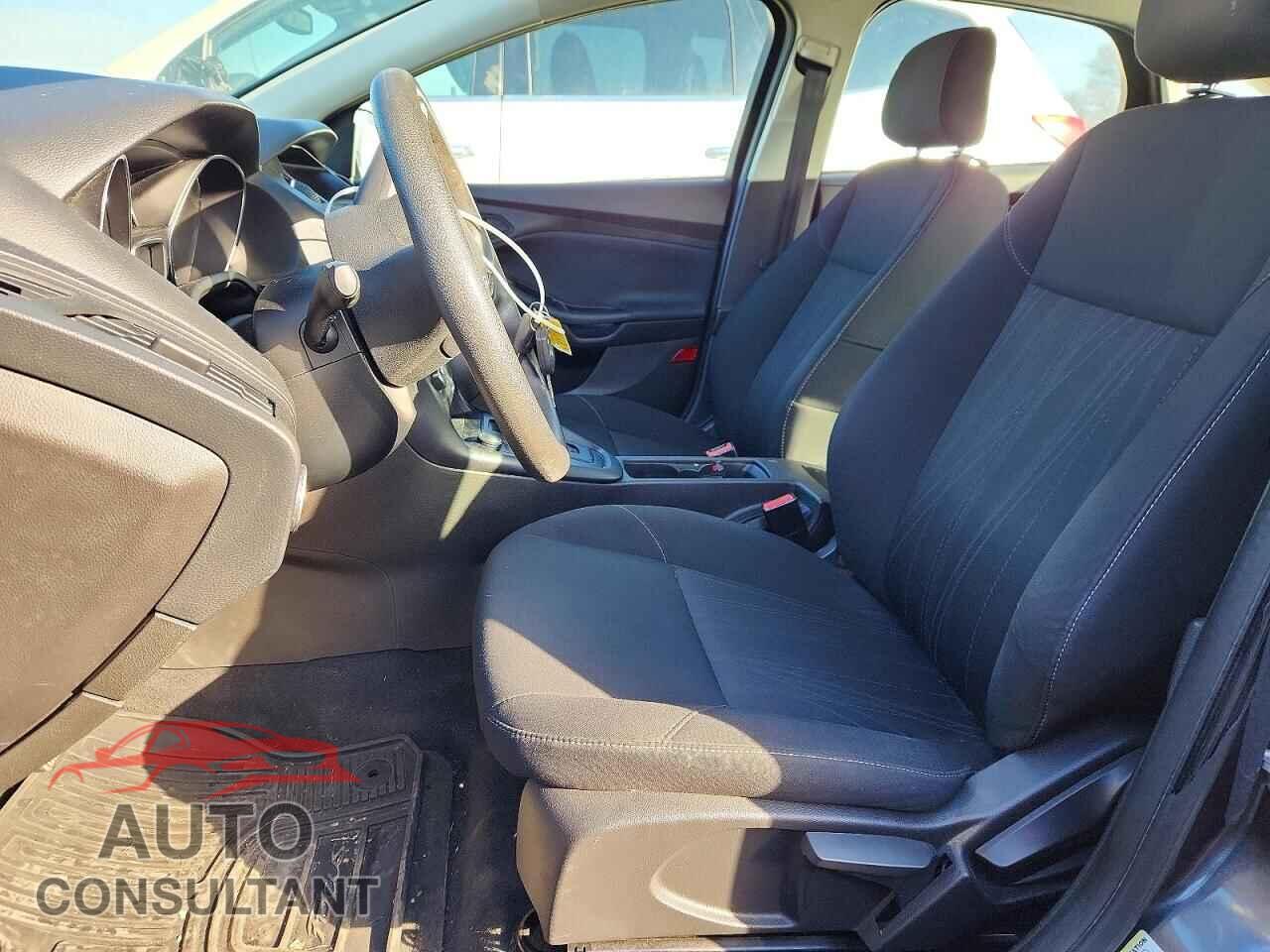 FORD FOCUS 2016 - 1FADP3E20GL354804