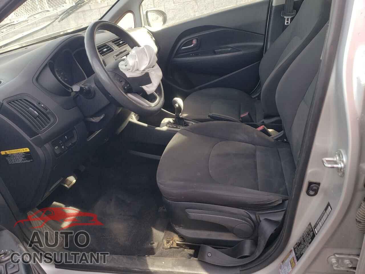 KIA RIO 2014 - KNADM4A35E6407366