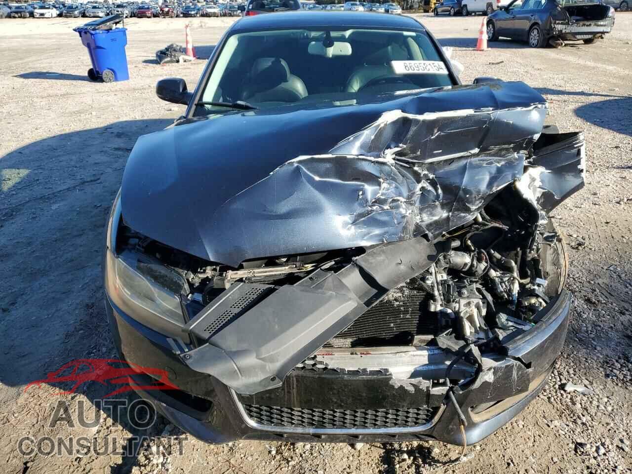AUDI A5 2012 - WAULFAFR4CA014485