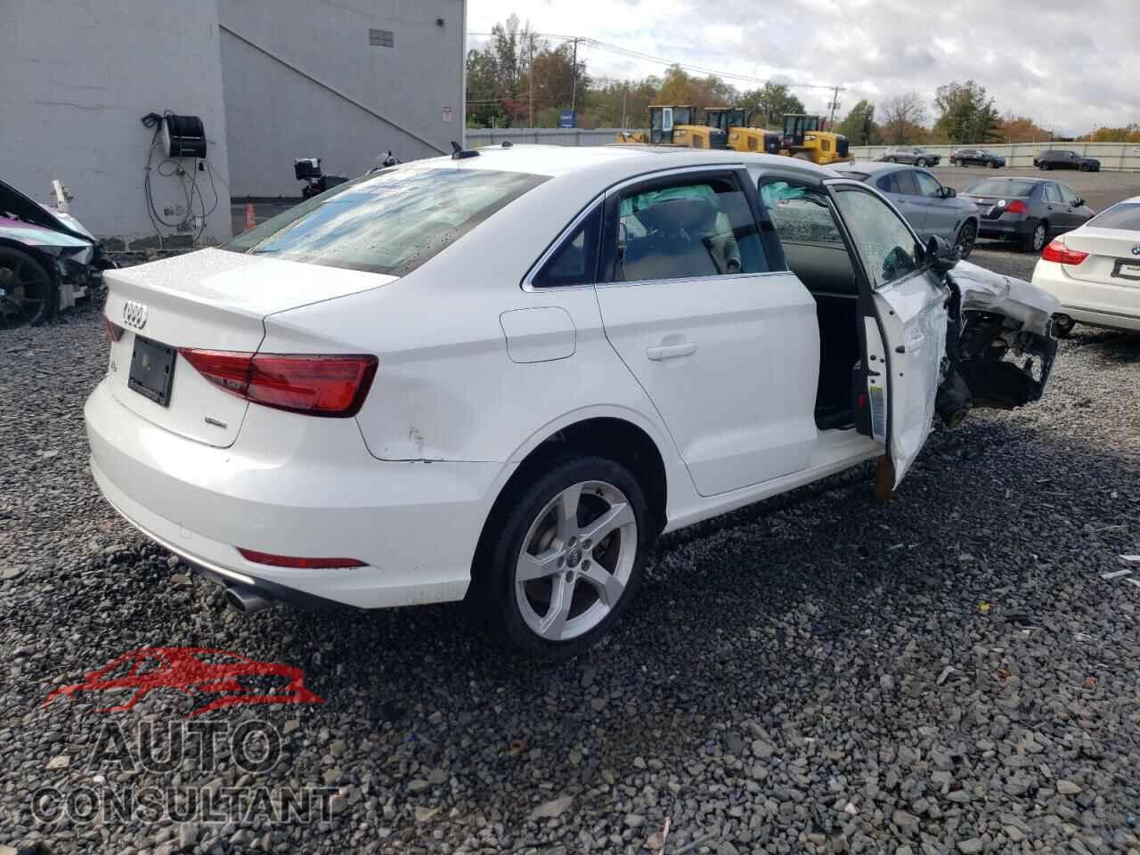 AUDI A3 2019 - WAUBEGFF9K1019221