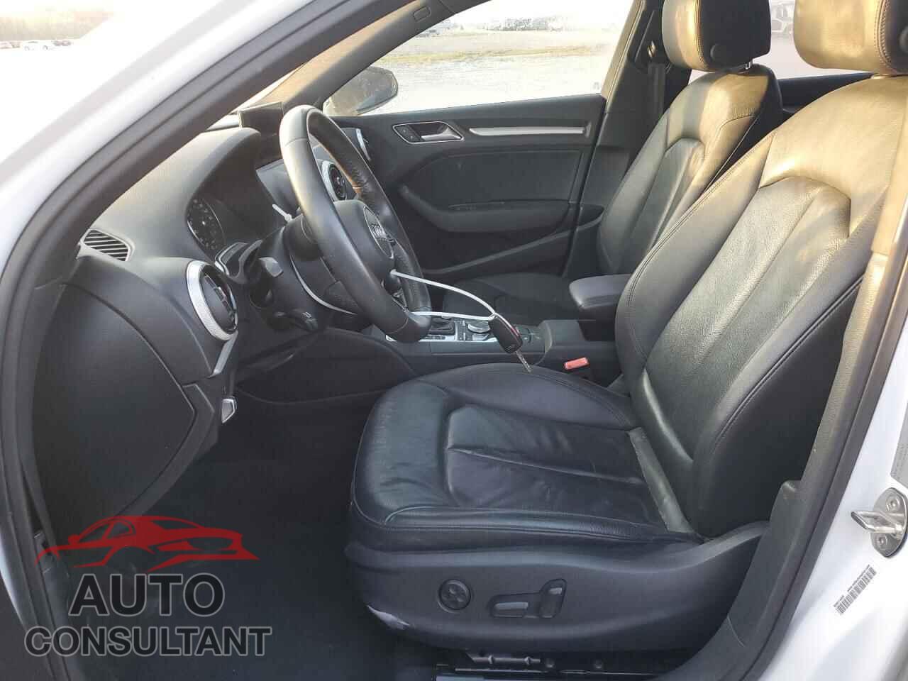 AUDI A3 2018 - WAUAUGFF8J1024102