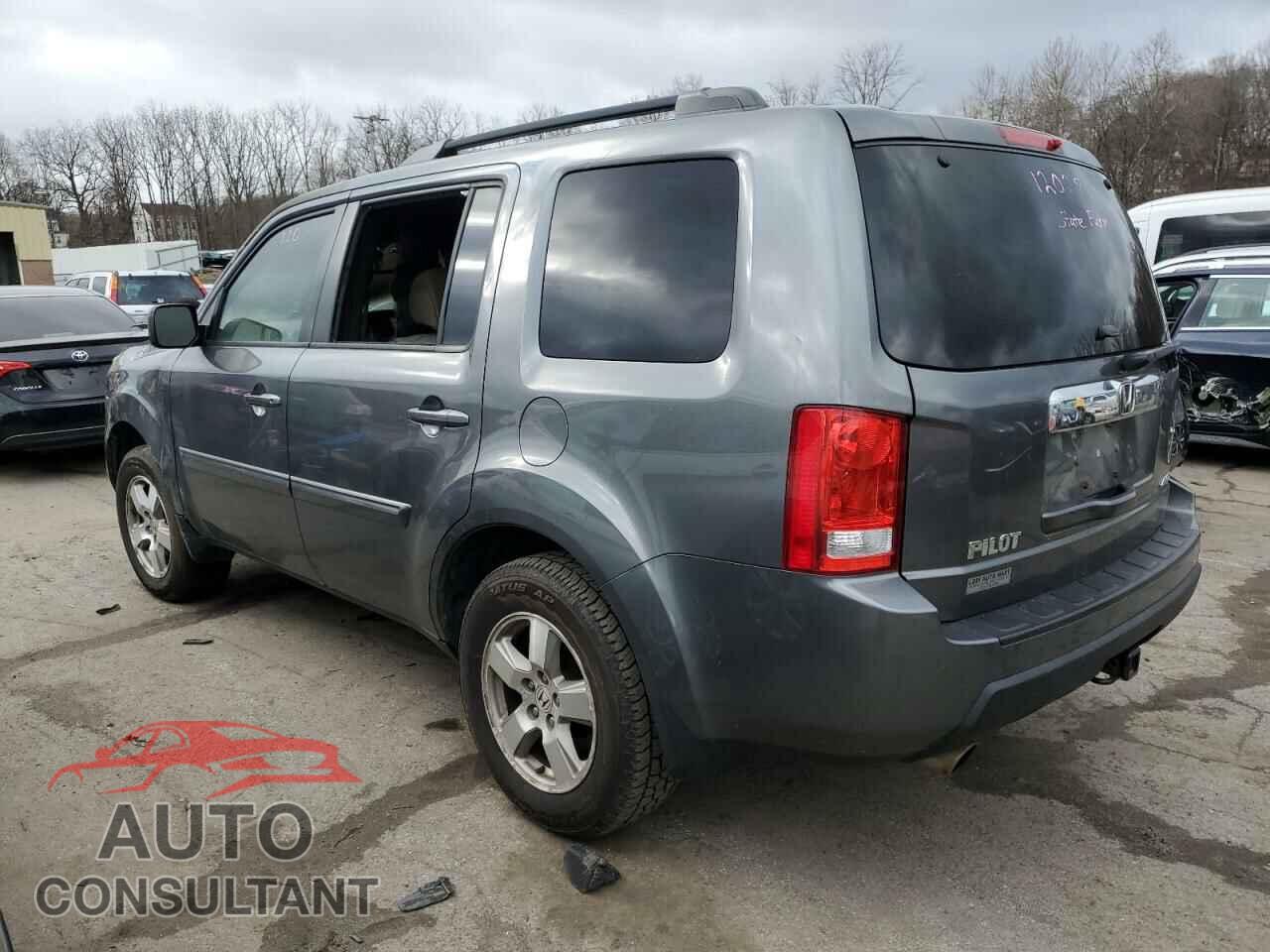 HONDA PILOT 2011 - 5FNYF4H50BB020066