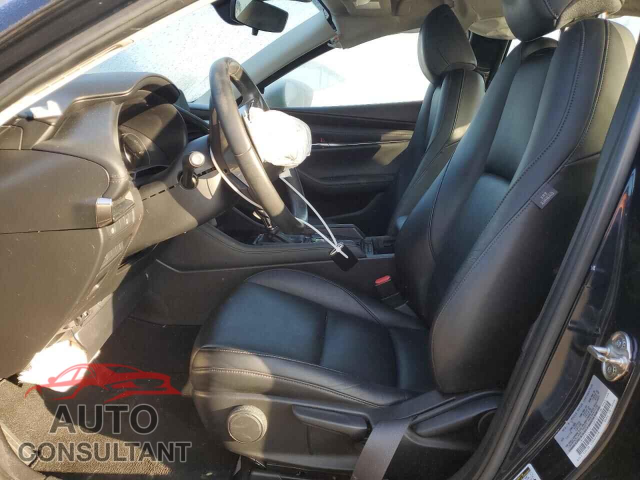 MAZDA 3 2019 - JM1BPACL1K1108902