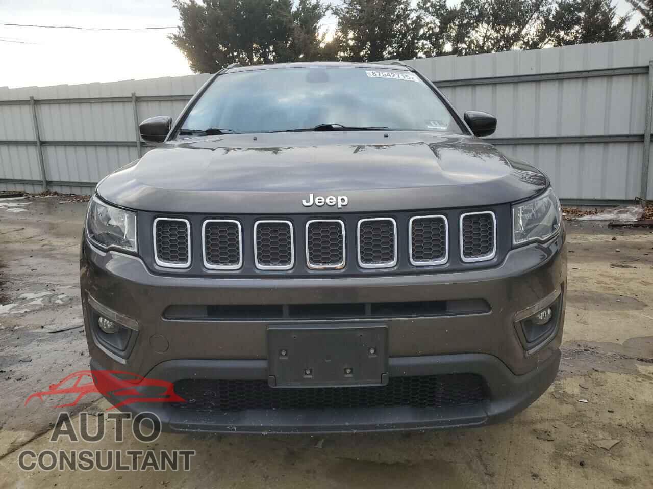 JEEP COMPASS 2019 - 3C4NJDBB4KT746157