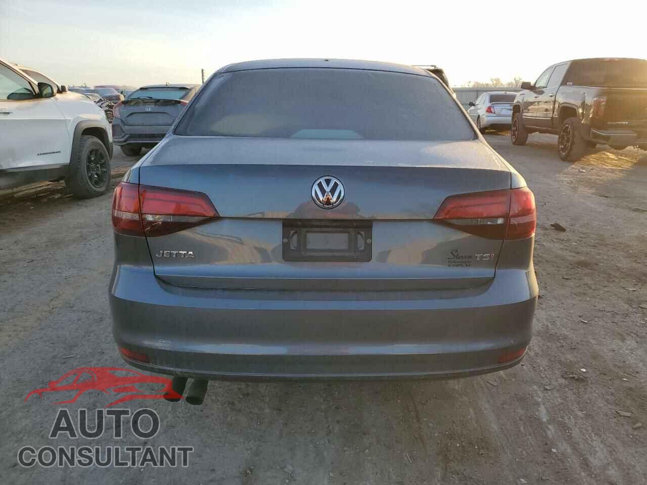 VOLKSWAGEN JETTA 2017 - 3VW2B7AJ7HM320053