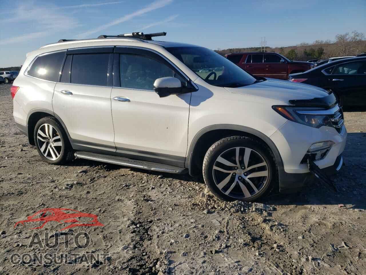 HONDA PILOT 2017 - 5FNYF5H99HB016342
