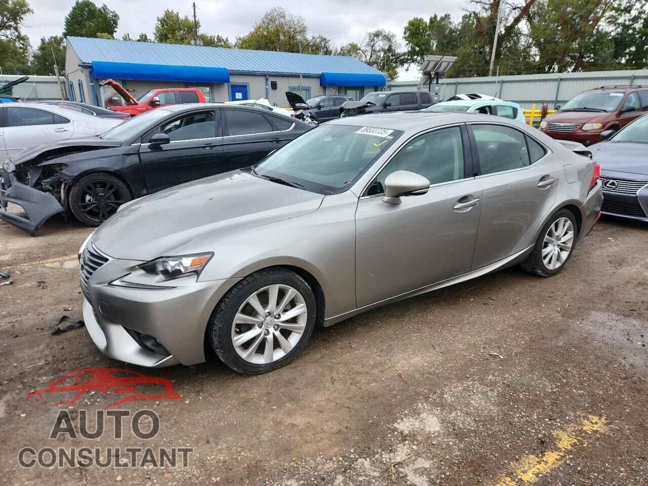 LEXUS IS 2015 - JTHCF1D21F5025965