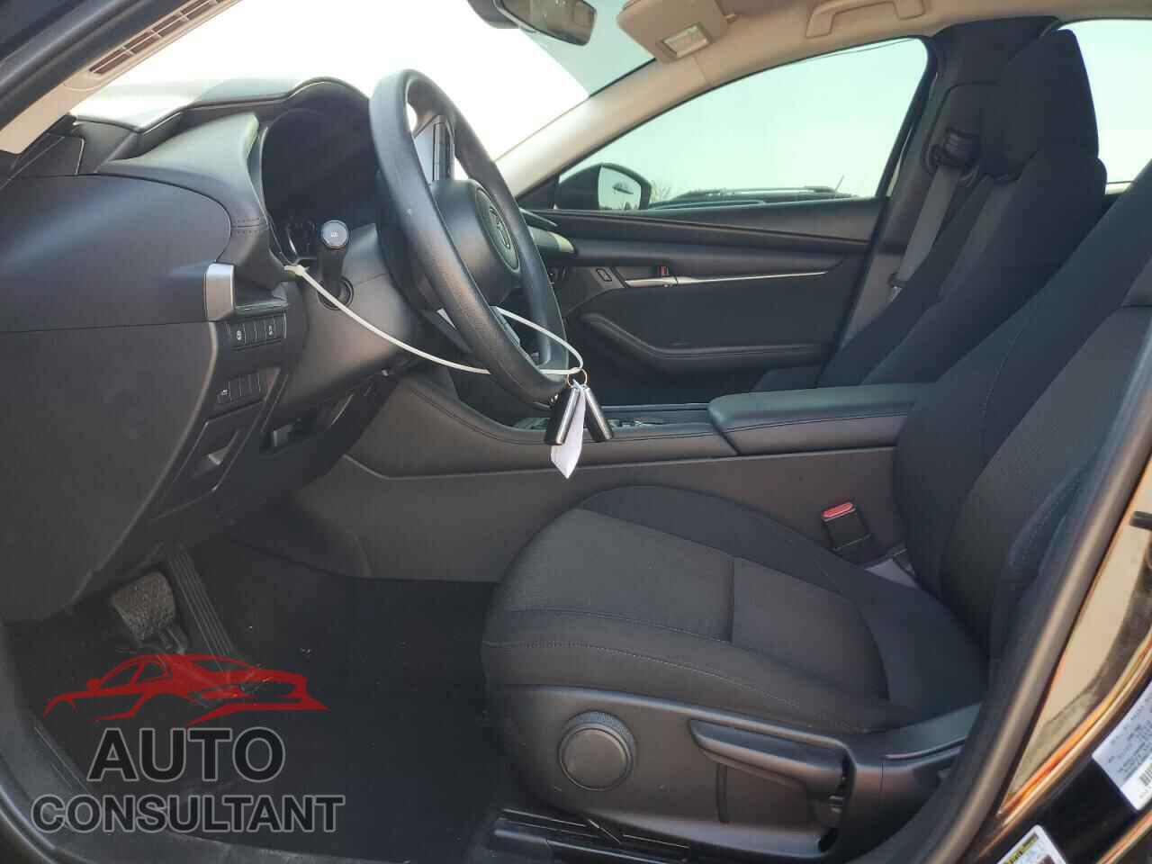 MAZDA 3 2020 - JM1BPABLXL1164596