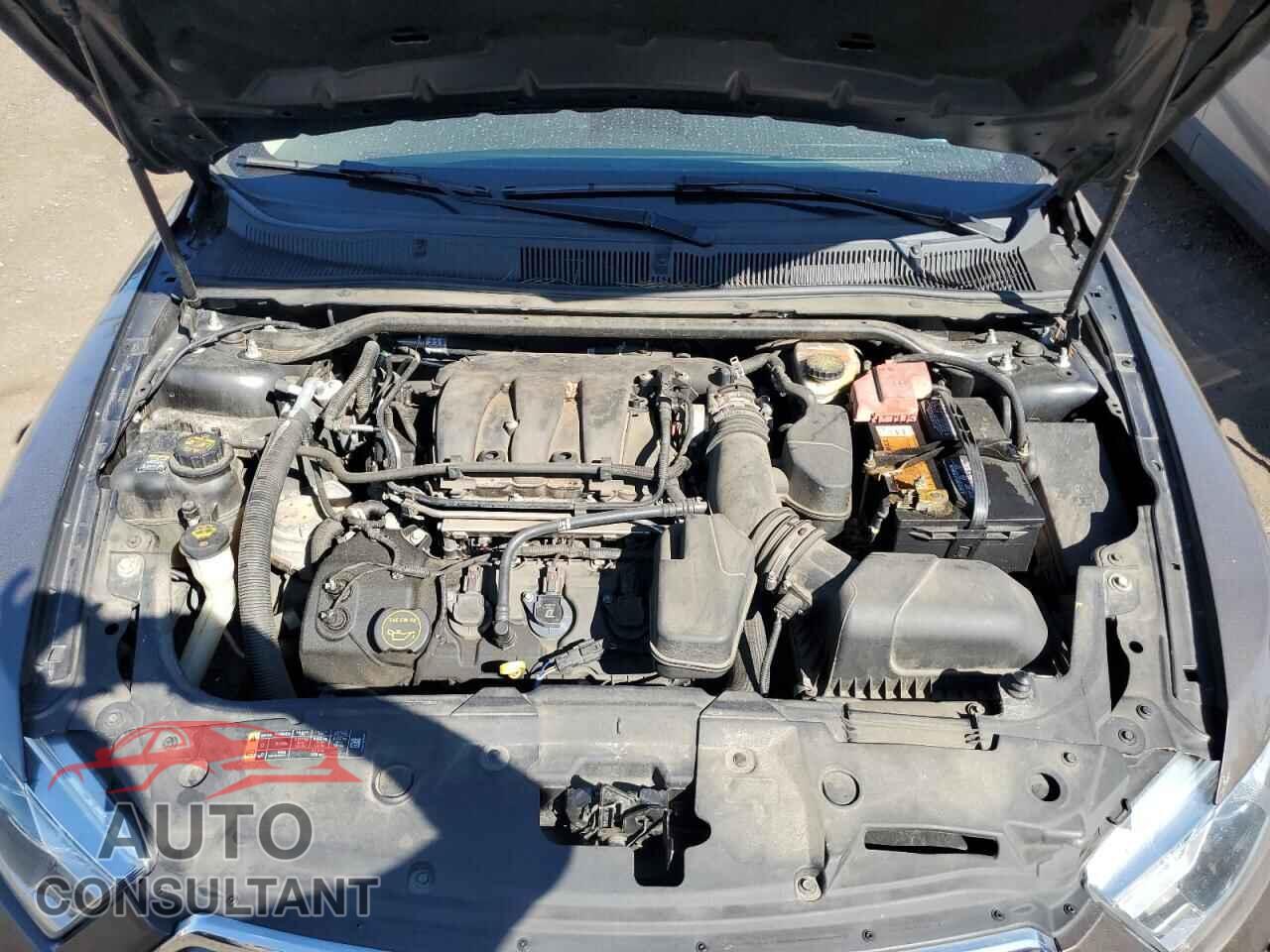 FORD TAURUS 2015 - 1FAHP2E85FG191915