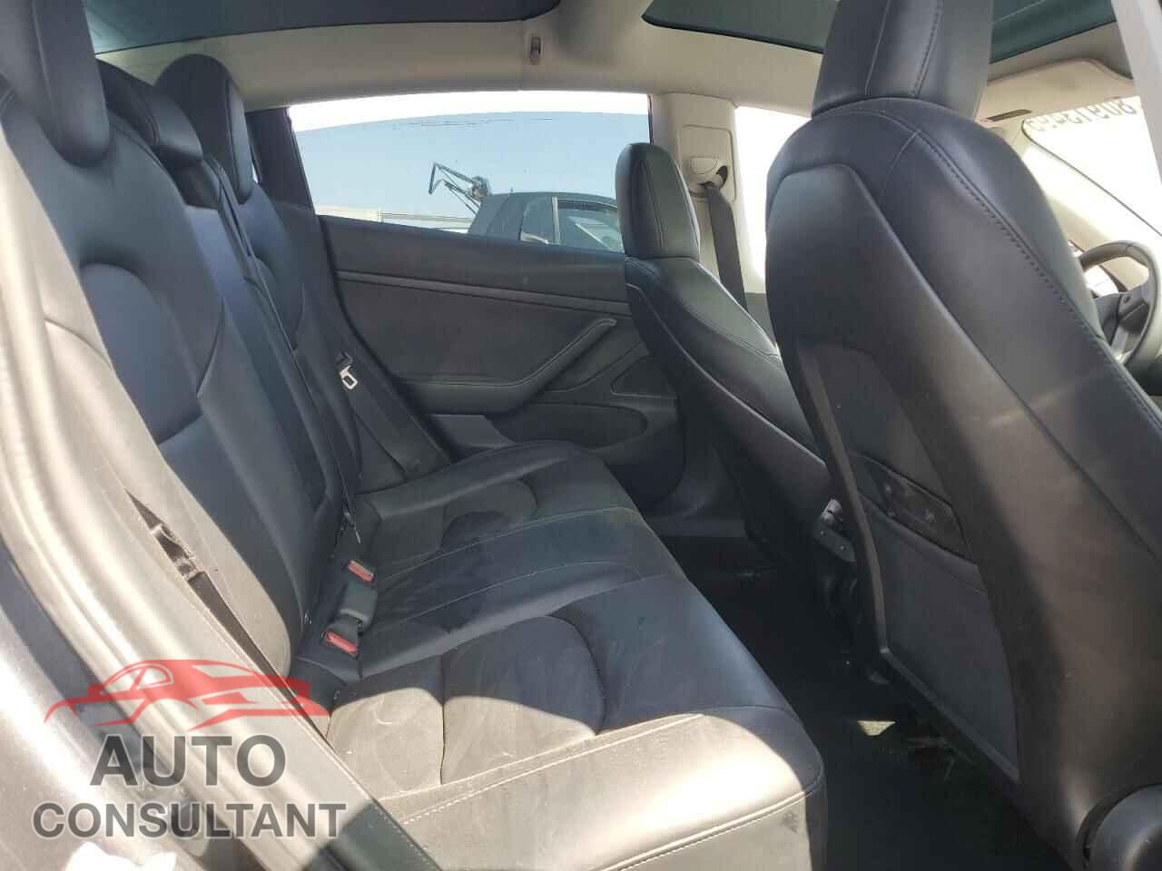 TESLA MODEL 3 2020 - 5YJ3E1EA8LF630263