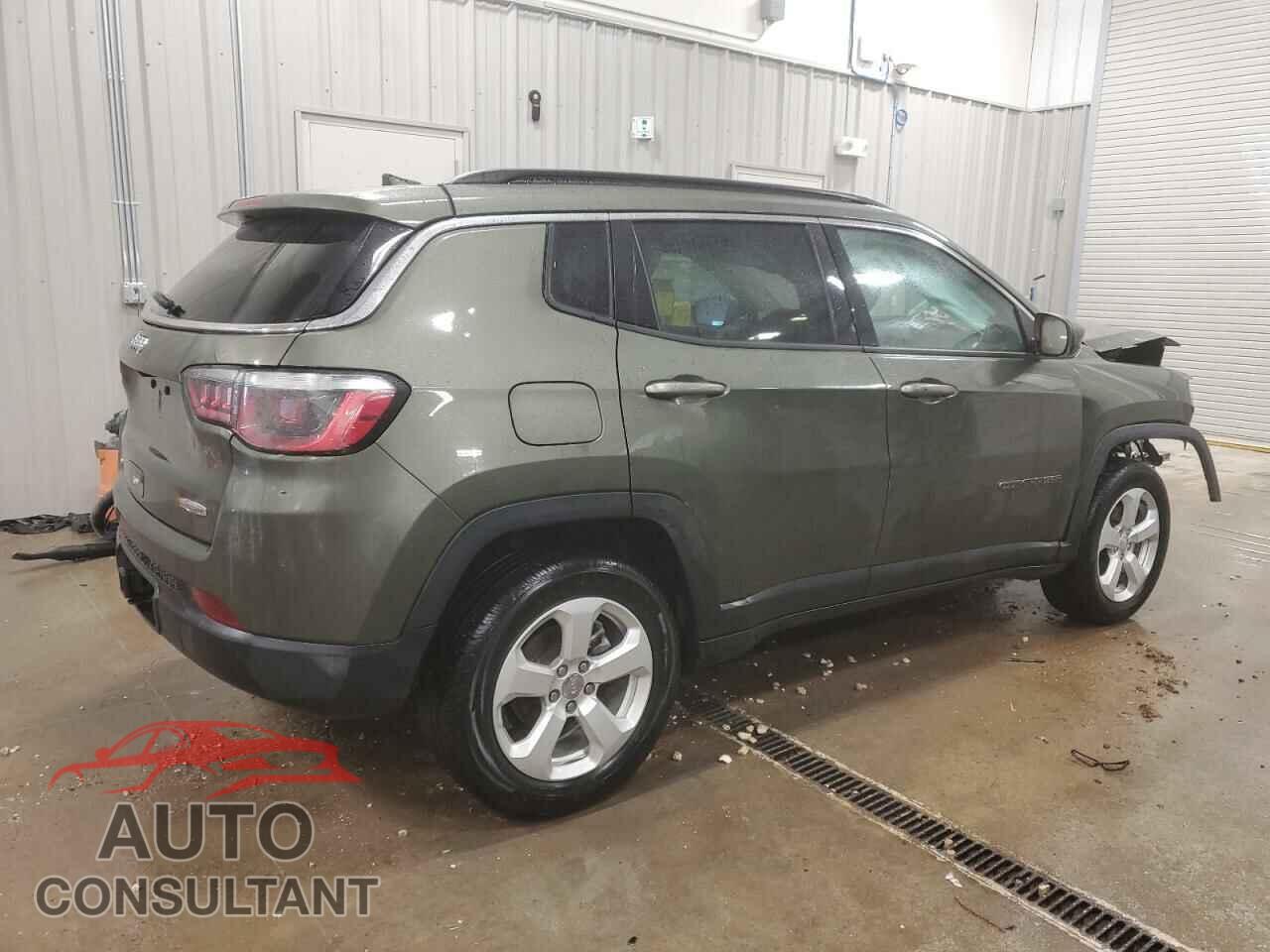 JEEP COMPASS 2018 - 3C4NJDBB9JT349493