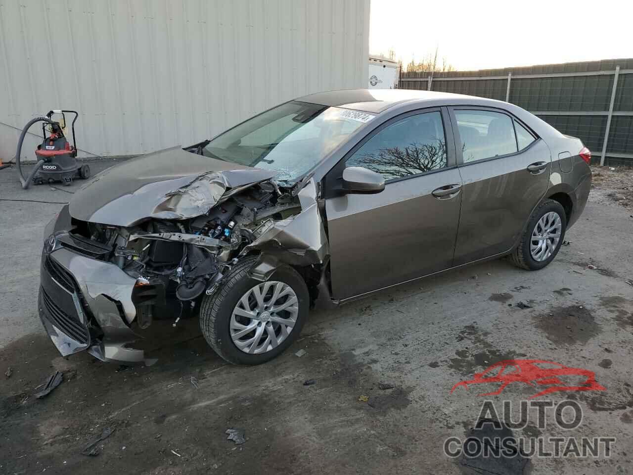 TOYOTA COROLLA 2018 - 2T1BURHE6JC052032