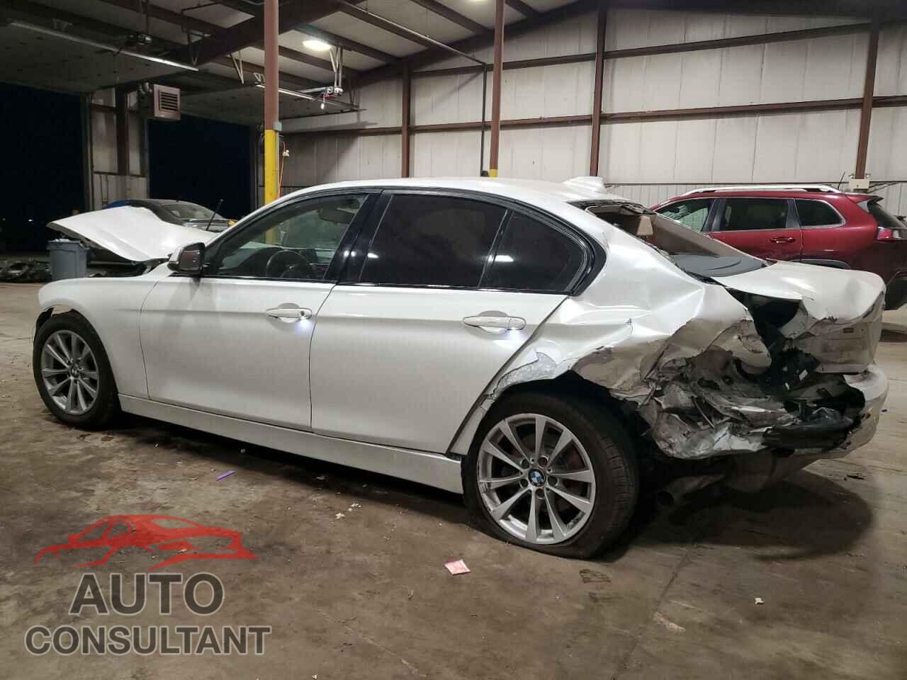 BMW 3 SERIES 2017 - WBA8A9C57HK619803