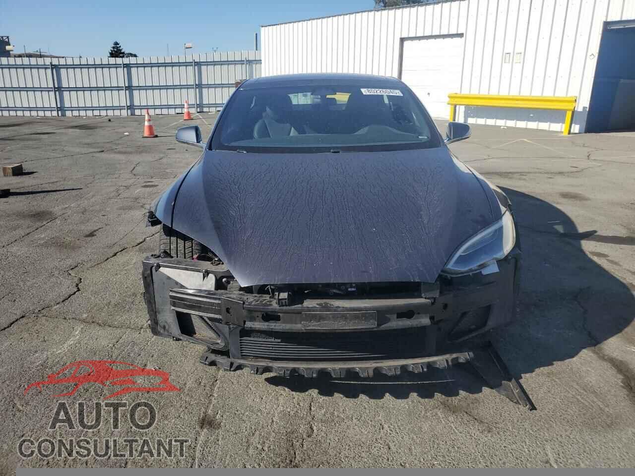 TESLA MODEL S 2017 - 5YJSA1E2XHF187640