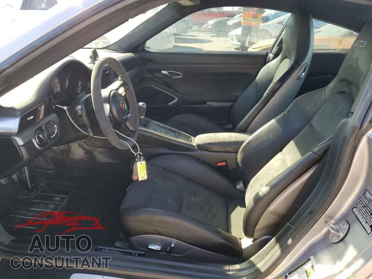 PORSCHE 911 2018 - WP0AC2A92JS174646