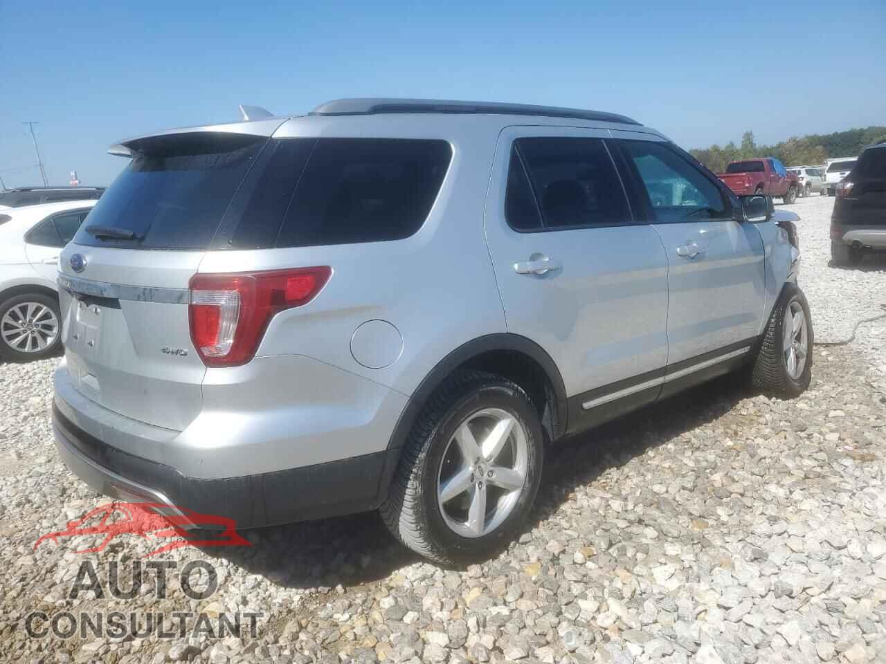 FORD EXPLORER 2017 - 1FM5K8D88HGD18512