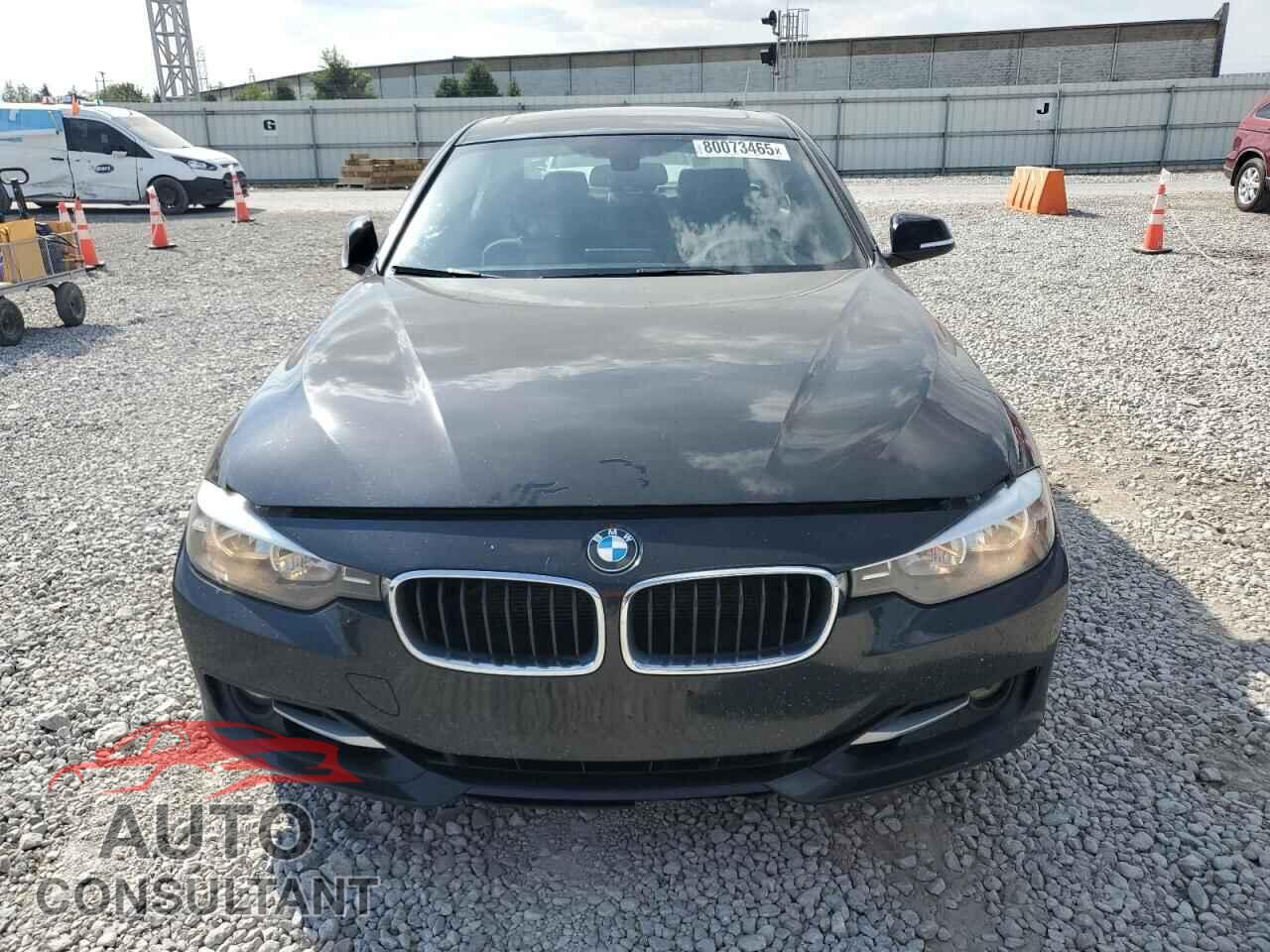 BMW 3 SERIES 2013 - WBA3B3G58DNR80805