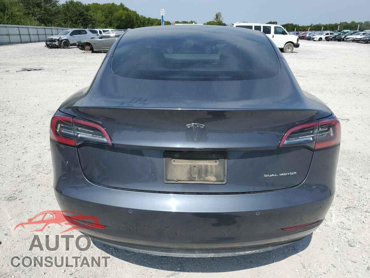 TESLA MODEL 3 2022 - 5YJ3E1EB4NF261638