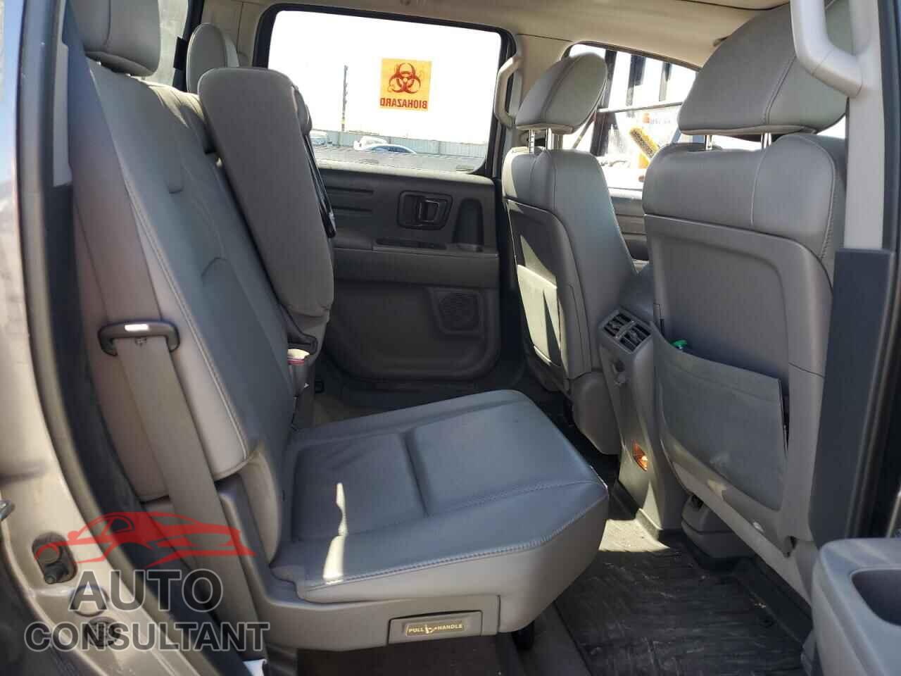 HONDA RIDGELINE 2014 - 5FPYK1F57EB005668
