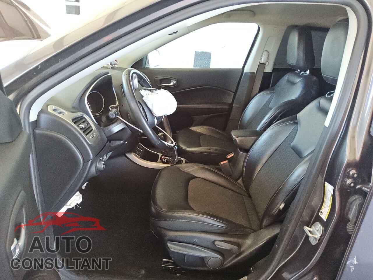 JEEP COMPASS 2018 - 3C4NJCBB1JT469542