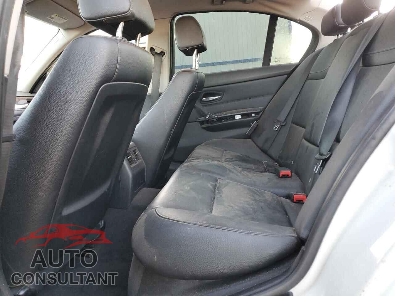 BMW 3 SERIES 2011 - WBAPH5C58BA444877