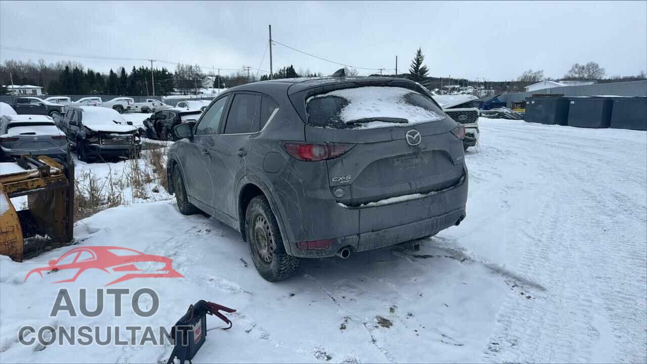 MAZDA CX-5 2018 - JM3KFBCM2J0382011