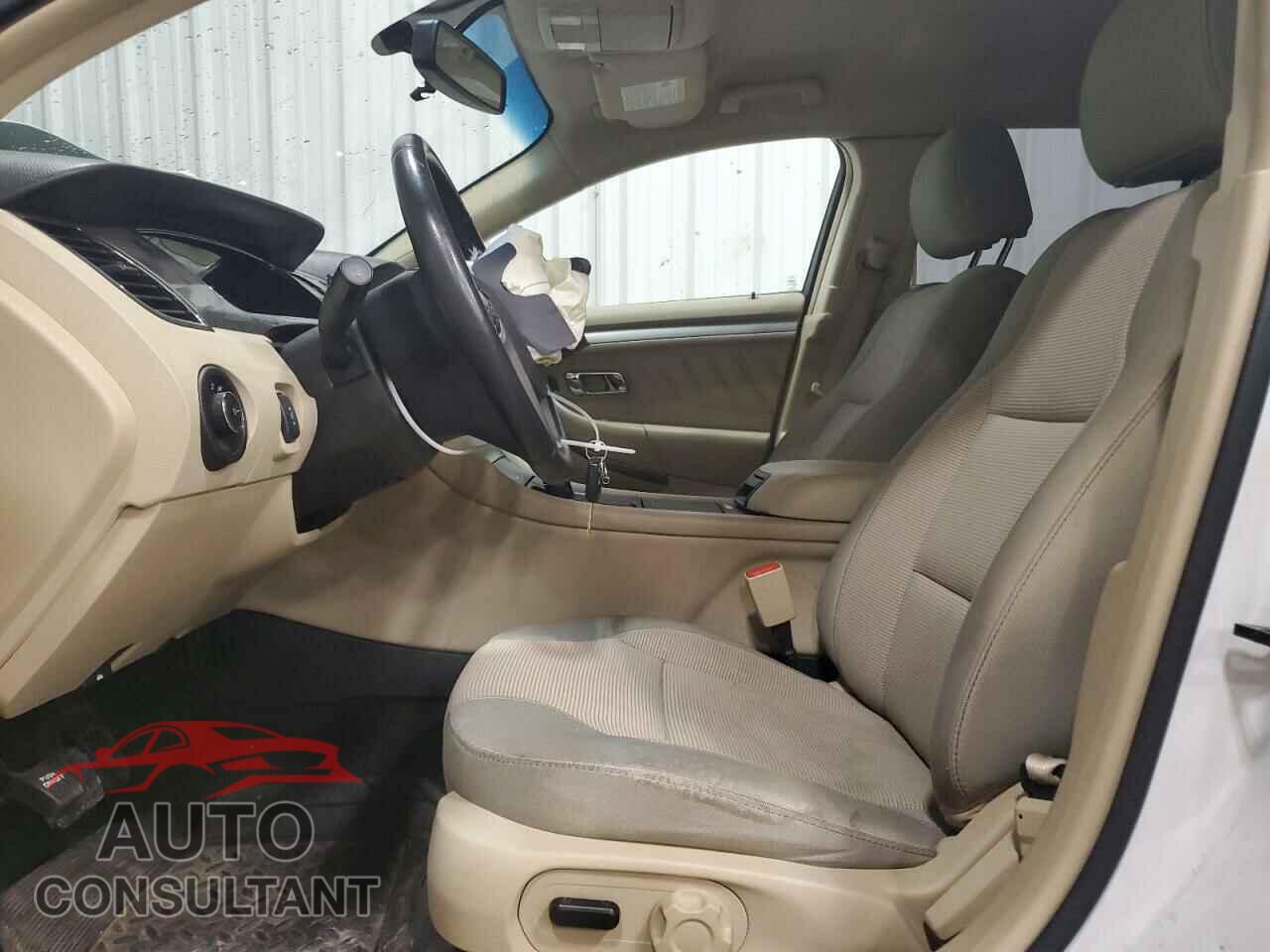FORD TAURUS 2016 - 1FAHP2E84GG150287
