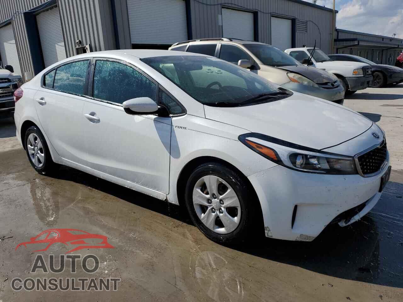 KIA FORTE 2017 - 3KPFL4A7XHE098073