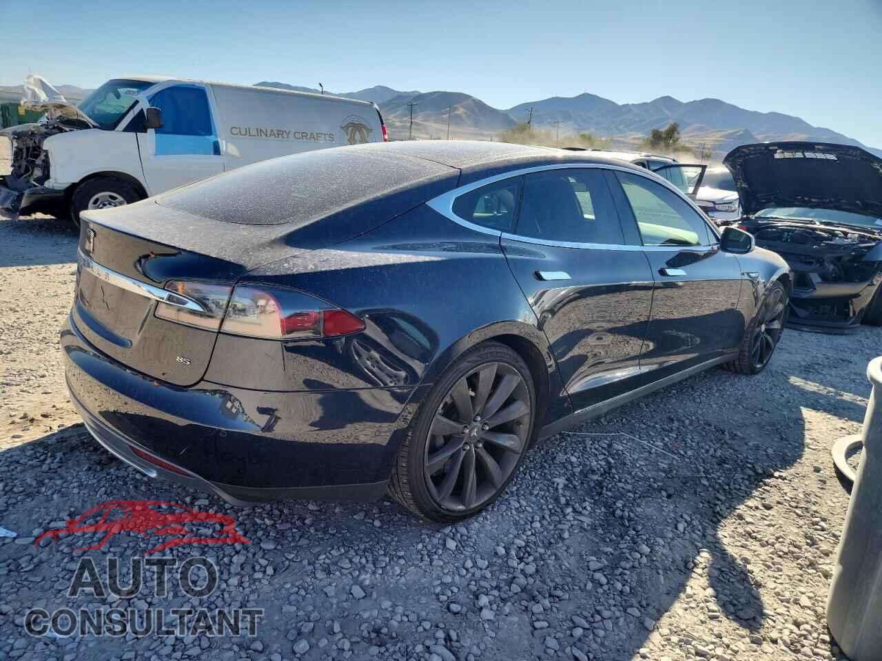 TESLA MODEL S 2015 - 5YJSA1H15FF084240