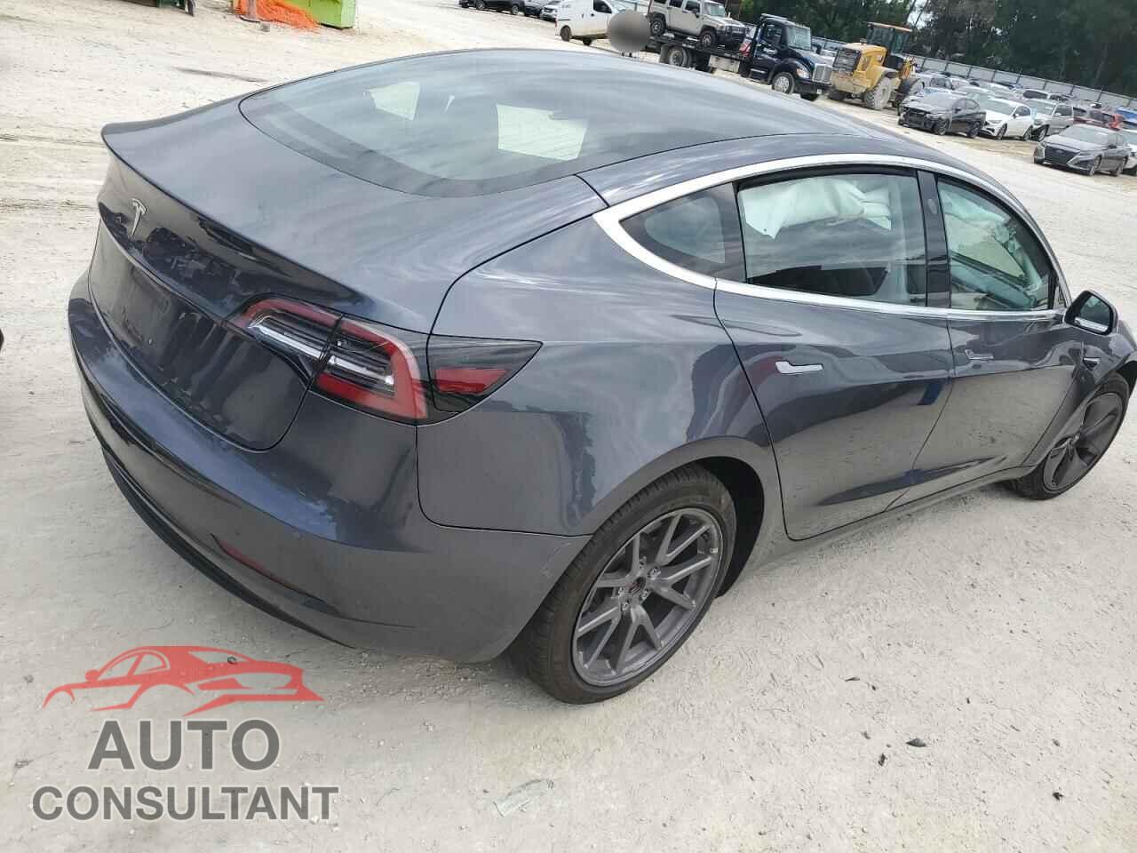 TESLA MODEL 3 2018 - 5YJ3E1EA5JF153496