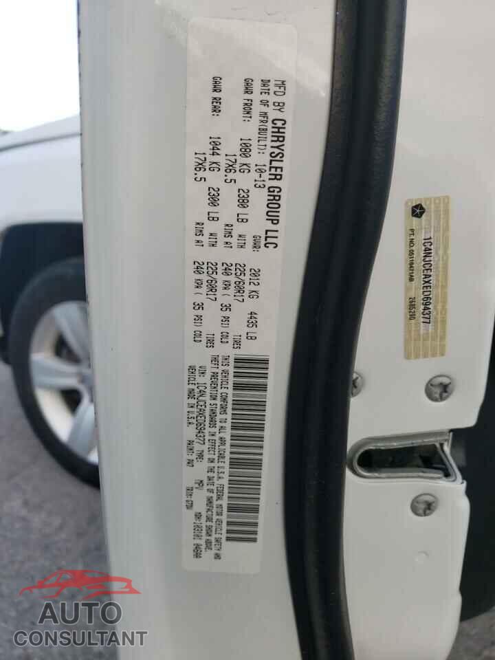 JEEP COMPASS 2014 - 1C4NJCEAXED694377