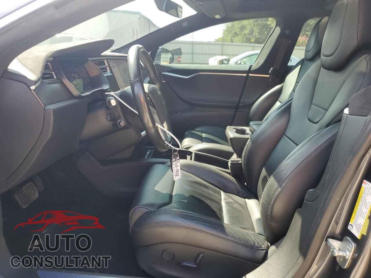 TESLA MODEL S 2017 - 5YJSA1E21HF195433