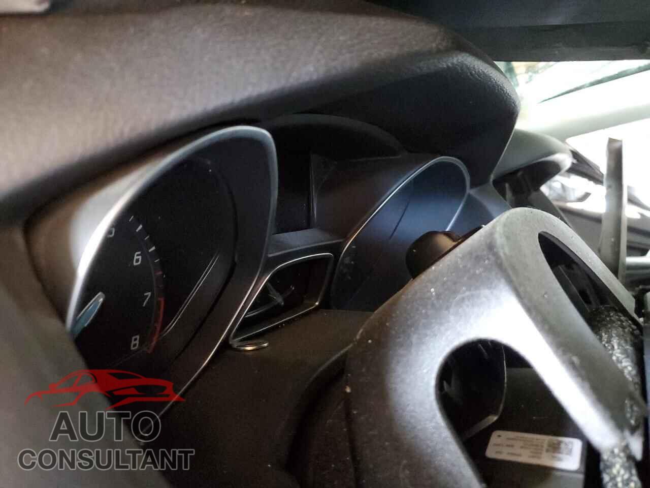 FORD FOCUS 2014 - 1FADP3F23EL174745