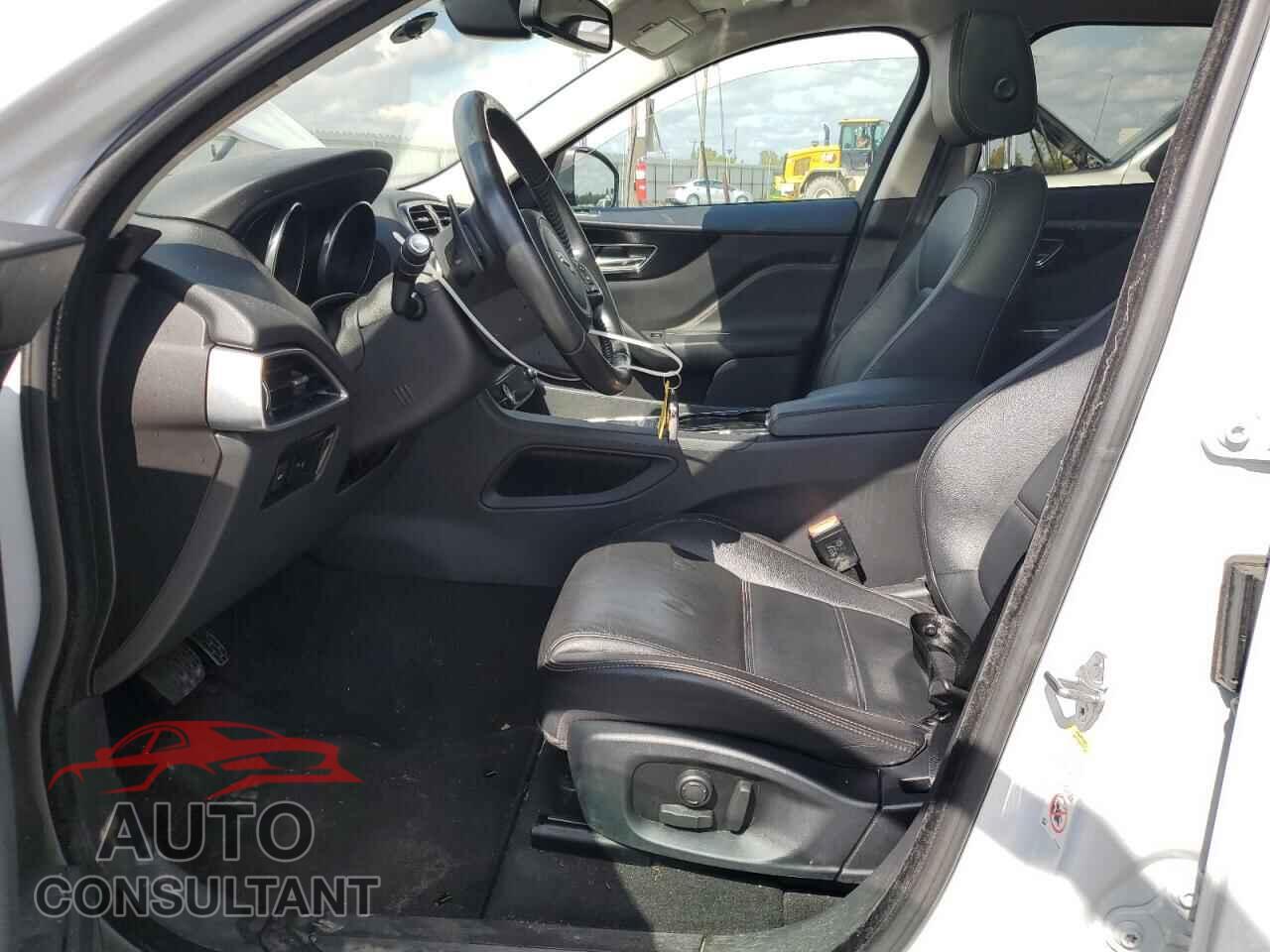 JAGUAR F-PACE 2017 - SADCK2BN0HA087985