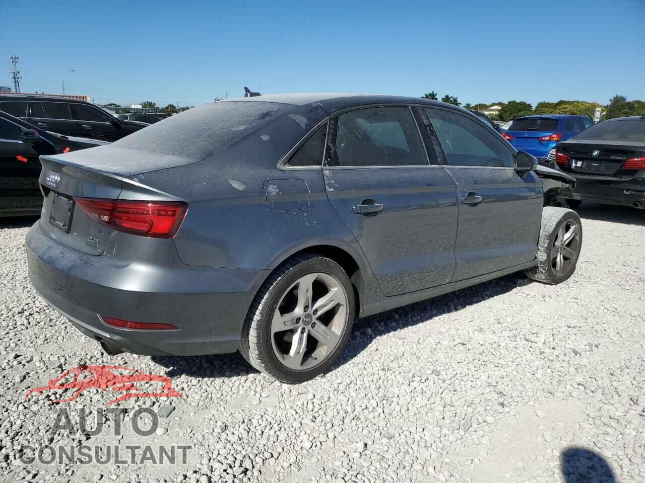 AUDI A3 2017 - WAUB8GFF3H1029372