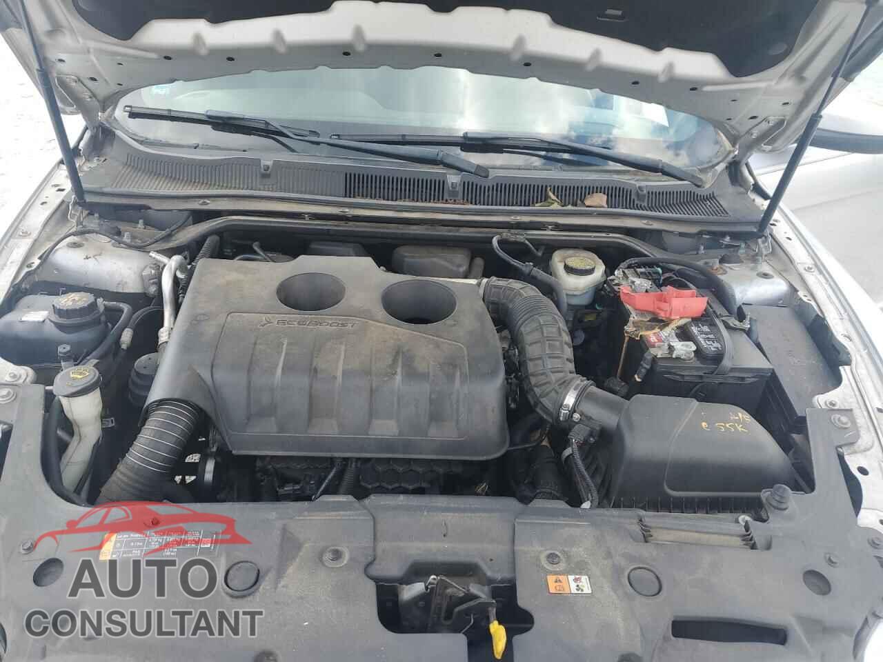 FORD TAURUS 2015 - 1FAHP2E95FG136048