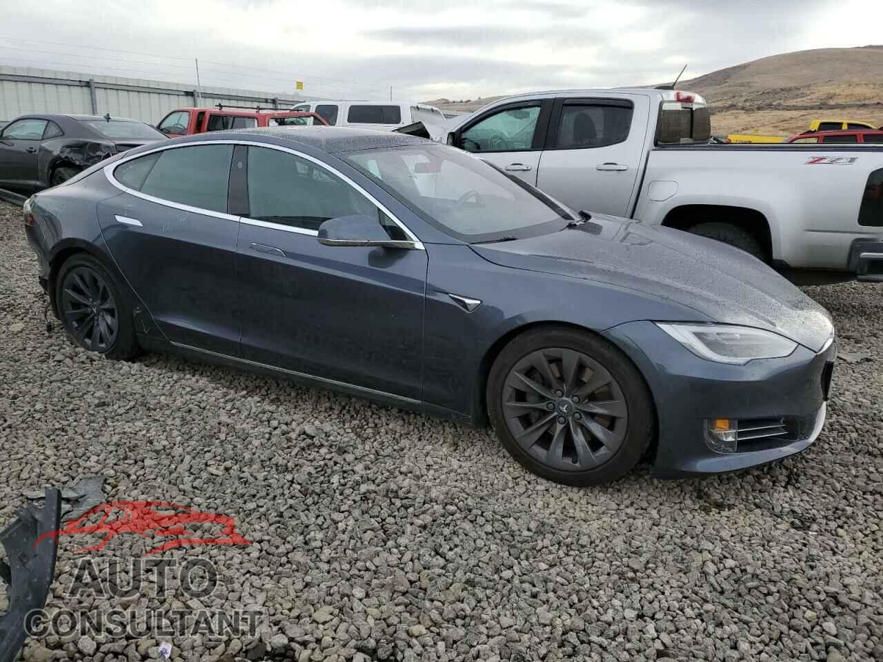 TESLA MODEL S 2018 - 5YJSA1E23JF258358
