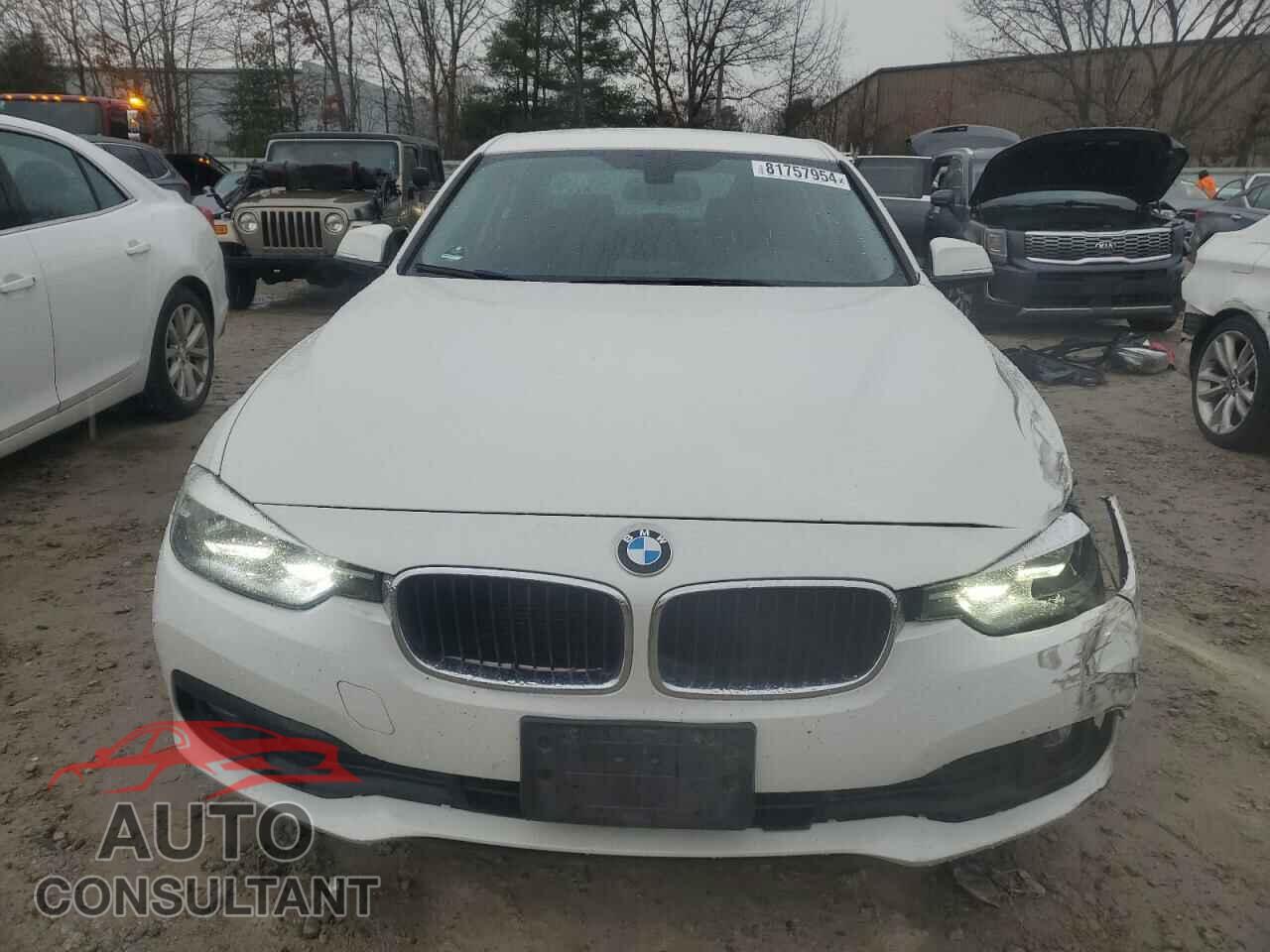 BMW 3 SERIES 2016 - WBA8E1G52GNU10921