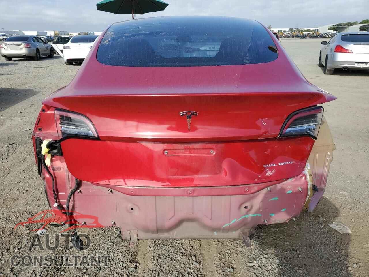 TESLA MODEL 3 2020 - 5YJ3E1EB4LF711009