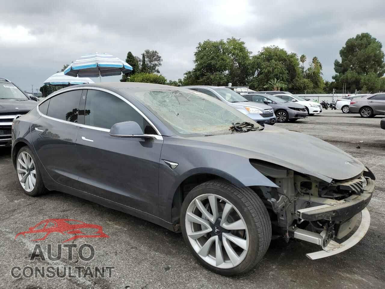 TESLA MODEL 3 2018 - 5YJ3E1EA6JF110169