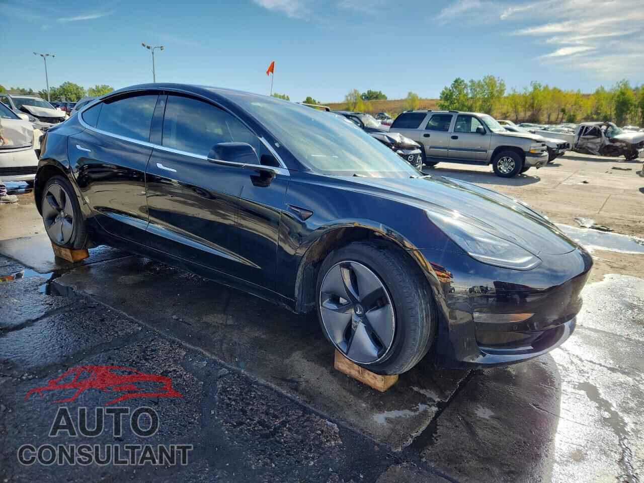 TESLA MODEL 3 2019 - 5YJ3E1EA3KF305549