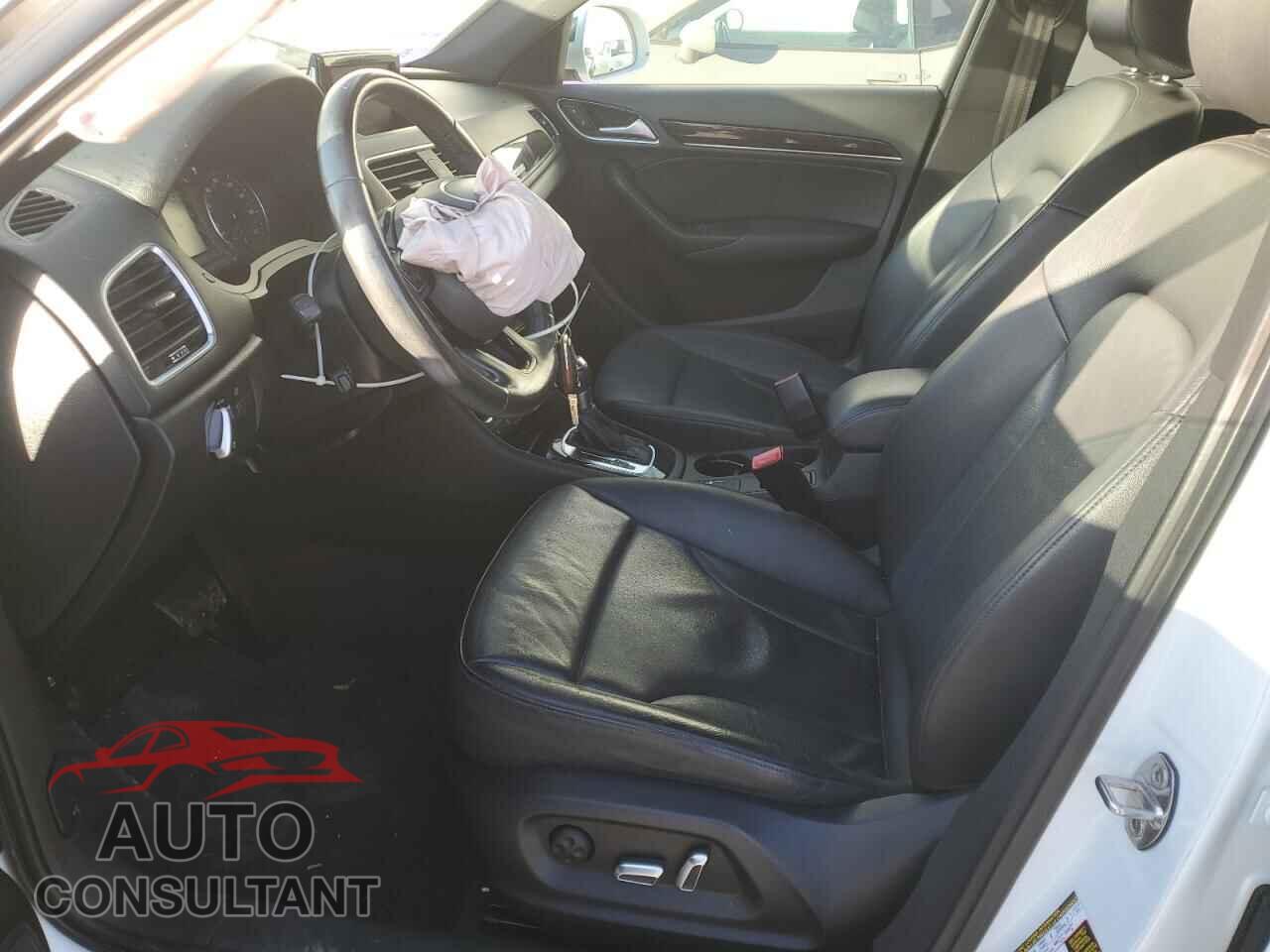 AUDI Q3 2016 - WA1EFCFS2GR012746