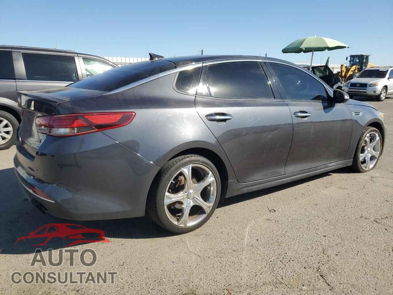 KIA OPTIMA 2018 - 5XXGT4L33JG237777