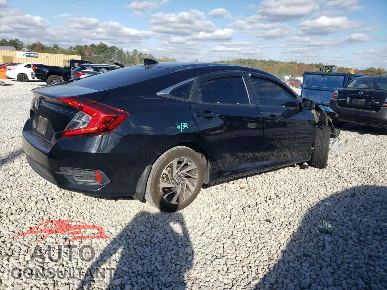 HONDA CIVIC 2018 - 19XFC2F71JE026813