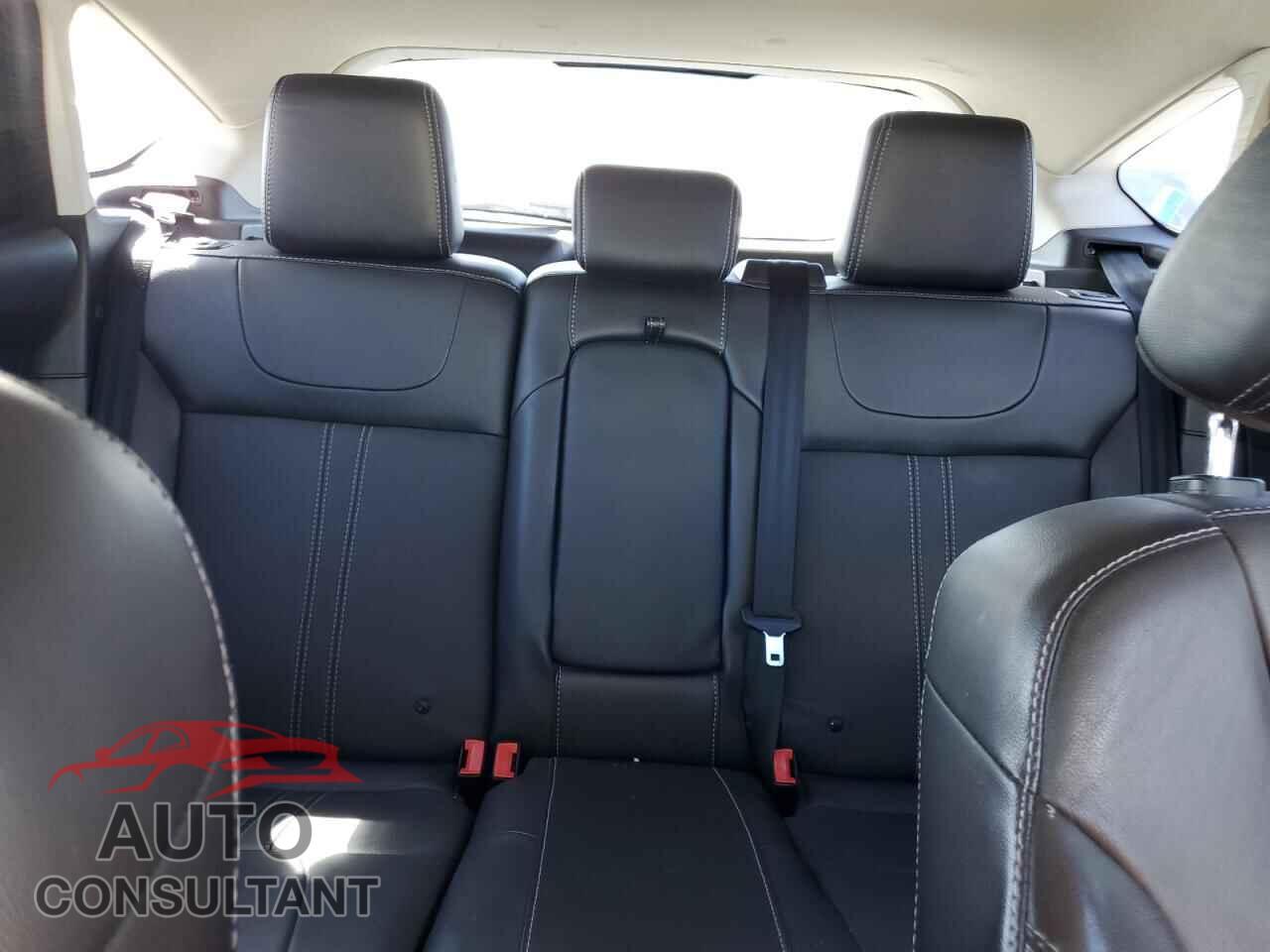 FORD FOCUS 2014 - 1FADP3K27EL339119