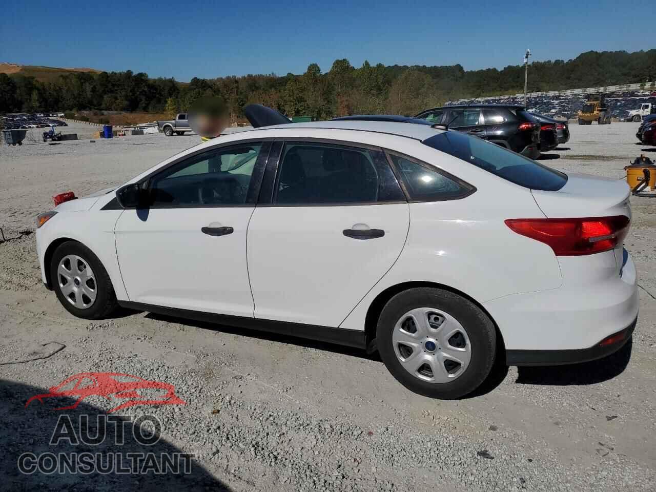 FORD FOCUS 2015 - 1FADP3E24FL354321