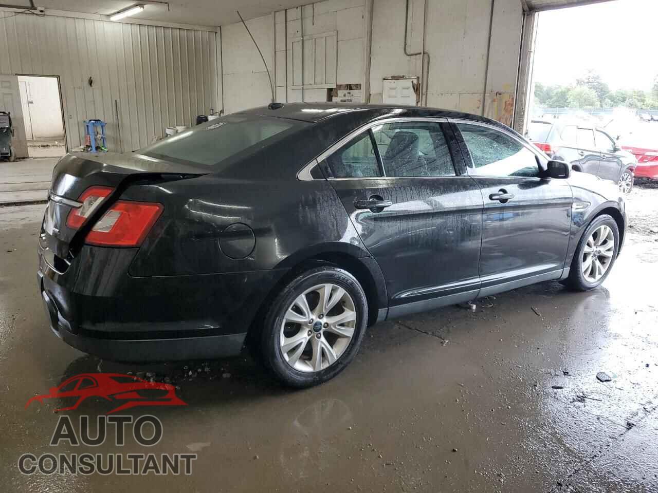 FORD TAURUS 2011 - 1FAHP2EW0BG113762