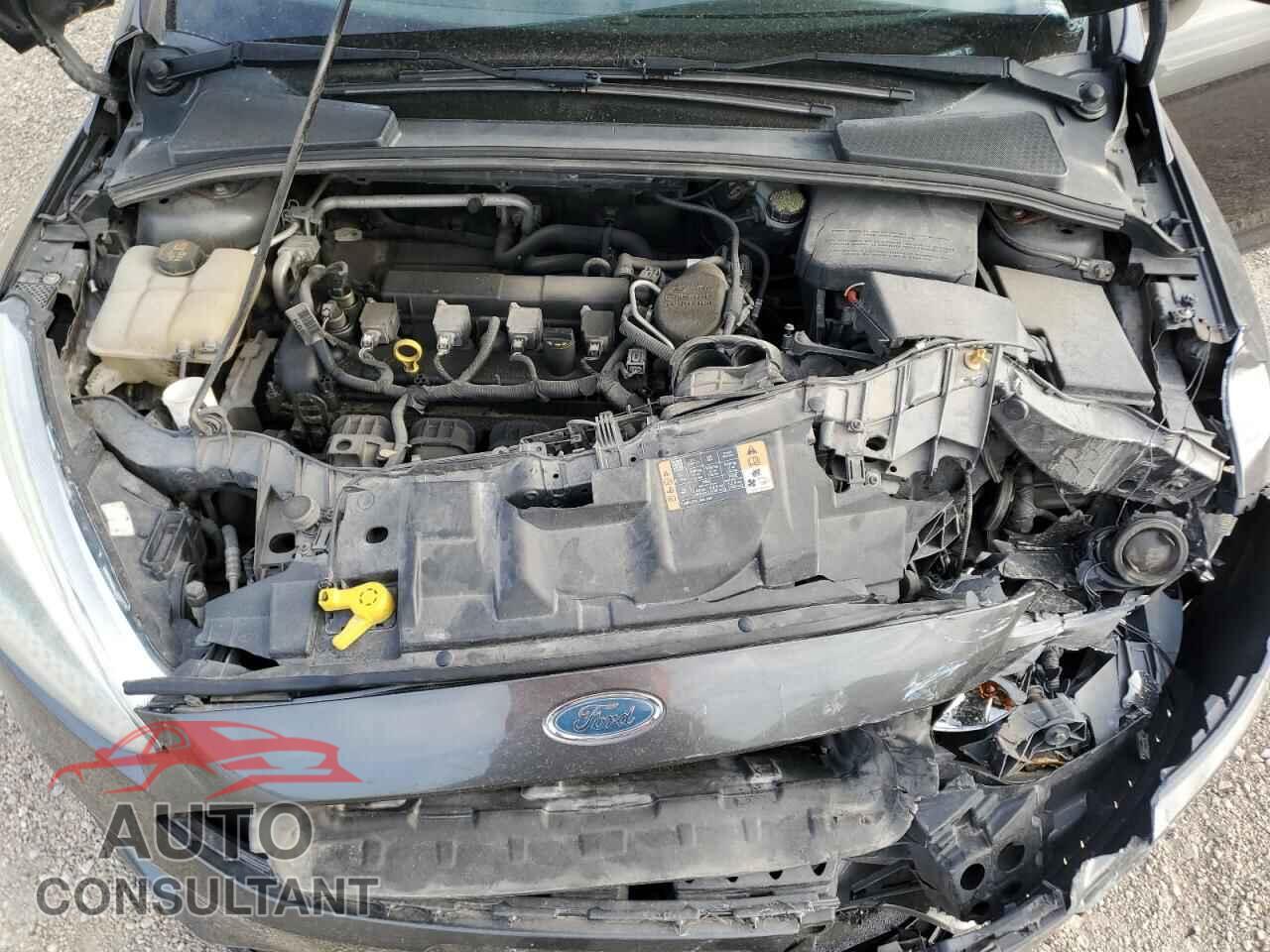 FORD FOCUS 2015 - 1FADP3F20FL258779