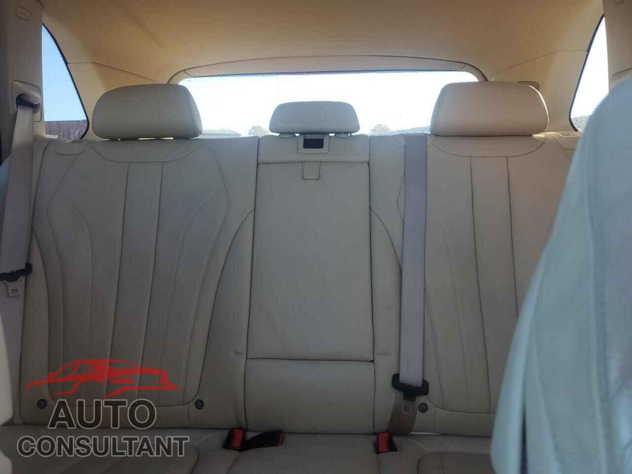 BMW X5 2015 - 5UXKR0C53F0P15514