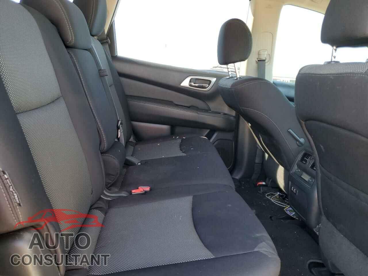 NISSAN PATHFINDER 2019 - 5N1DR2MN3KC582715